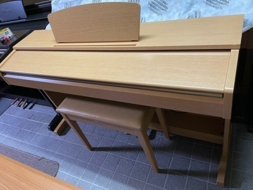 配送可能、中古美品 2010年製電子ピアノヤマハARIUS アリウス YDP-161C