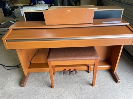 美品、YAMAHA電子ピアノ ARIUS アリウス YDP-160C