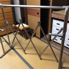 布団干し器具　伸縮タイプ