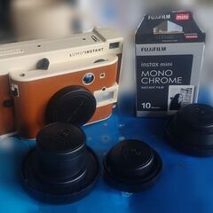 ロモ インスタント カメラ Sanremo Editionとフィルム