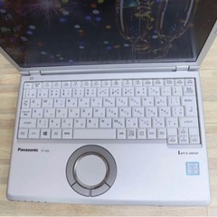 超軽 Panasonic 高性能6世帯Core i5+高速256GB＋新品メモ8GB