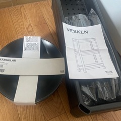 IKEAの3段トレー&23cm皿４枚セット　新品❣️