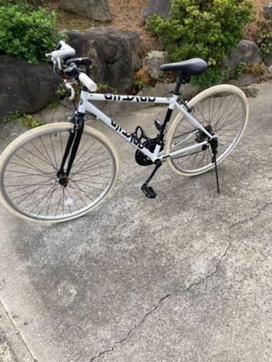 3×7段変速タイヤサイズ700×28C