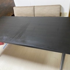 ダイニングテーブル　1400×900