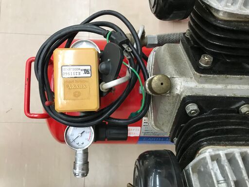 ✨アースマン　中古　AC-310　オイルコンプレッサー✨うるま市田場✨ ✨アースマン 中古 AC-310 オイルコンプレッサー✨うるま市田場✨