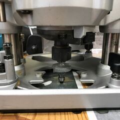 ✨日立 中古 M12SE ルーター✨うるま市田場✨