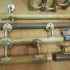 取り引き中　木製手すり