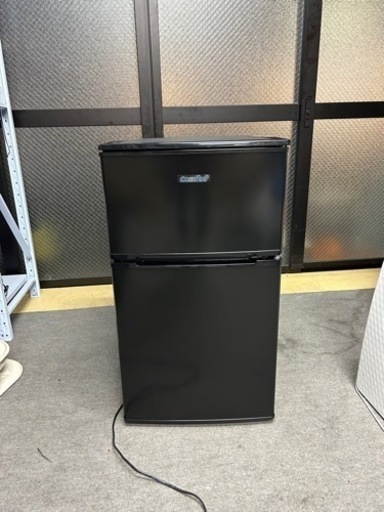 2ドア冷蔵庫 2022年式 美品 90L comfee RCT90BL