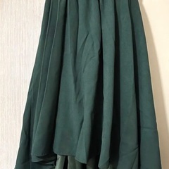 シフォンロングスカート。M。グリーン。4月に1度使用、保管品。