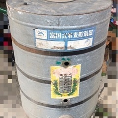 レトロ★穀物貯蔵缶
