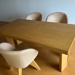 ダイニングテーブル　TOYO furniture