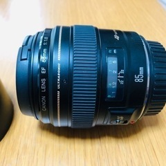 Canonの85mm単焦点レンズです。EF85mm F1.8 USM