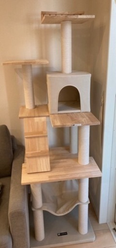 キャットタワー(ほぼ新品) 据え置き型　スリム