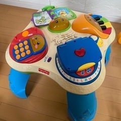 Fisher price バイリンガル　テーブル