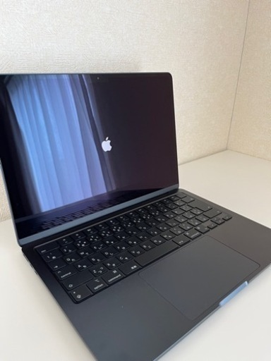 【本日終了】美品　M2チップ搭載13インチMacBookAir ミッドナイト
