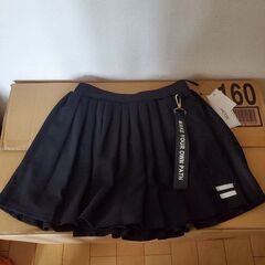 新品！未使用です。女の子用のスカート