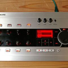 NATIVE INSTRUMENT KORE CONTROLLE...