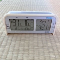 電波時計　温度計　湿度計