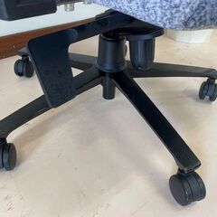 Secretlab TITAN　ゲーミングチェア