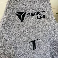 Secretlab TITAN　ゲーミングチェア