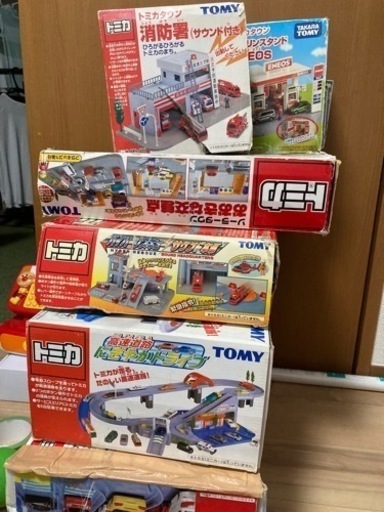 トミカ