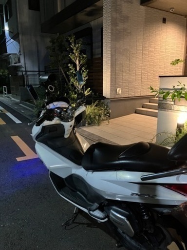 pcx125 盗難防止イモビ タンデムバー ヘルメット2個付き Amazon.co.jp