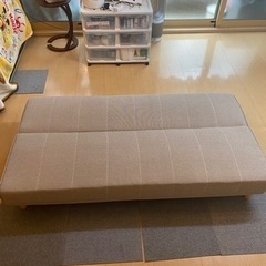 超美品　3人用ソファーベッド