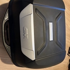 GIVI  リアボックス　43L