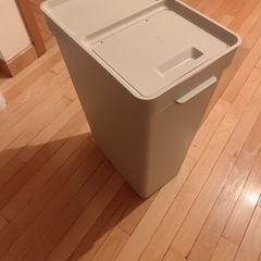 IKEAのゴミ箱 HÅLLBAR ホルバル