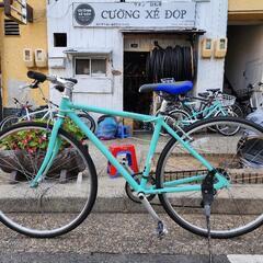 💋💋　クロスバイク　ＷＥＥＤＥＮＤ　ＢＩＫＥ　700x28c   7変速　青　フレーム　アルミ　サドル　新品　後ろタイヤ　新品　配達可能