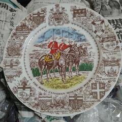 王立カナダ騎馬警察の飾り皿