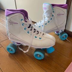  ローラースケートと安全パッド RollerDerby