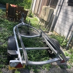 軽ボートトレーラー（車検R6.6.30）