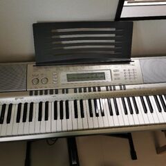 CASIO 電子キーボード　電子ピアノ  WK-200