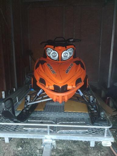 アークティックキャットM7　スノーモービル