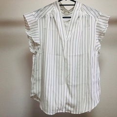【美品】白ストライプシャツ