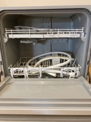 2021年製　Panasonic NP-TA4-W 食器洗い乾燥機