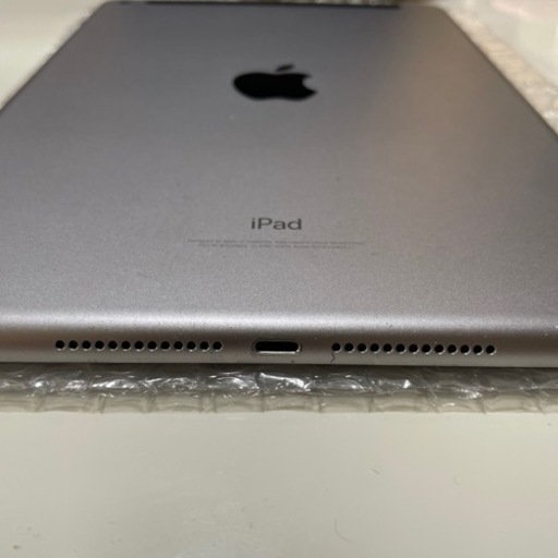 iPad 第5世代 32GB シルバー バッテリー 95% ipad 2017第5 wi-fi+sell