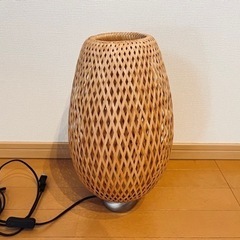 竹編みシェードランプ