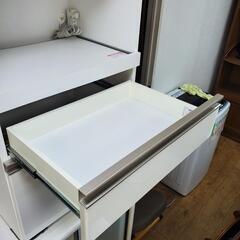 創愛のレンジラック / モデル : クレオ