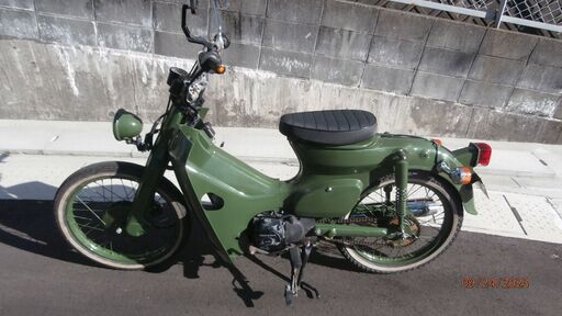 ホンダ　スーパーカブ　FI車　カスタム車両
