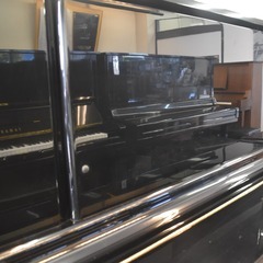 ヤマハ中古アップライトピアノ　UX-2（1983年製造）