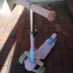 キックボード　三輪スクーター　ピンク