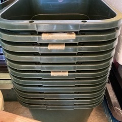 メダカ飼育容器中古！