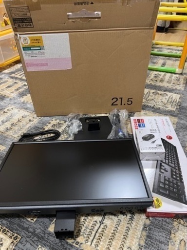 21.5型ワイド液晶ディスプレイ