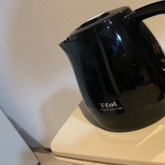 【美品】電気ケトル T-faL