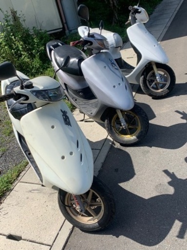 人気の高いハイパワー規制前スポーツモデルスクーター ZXなど