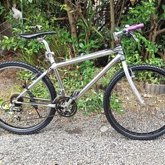 ★お届け可！★ 26インチ マウンテンバイク 『RIDGI RUNNER』３✖7 21段変速