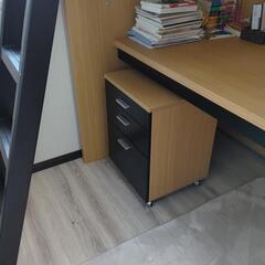 お引き取り先決まりました❗❗✨ほぼ使用頻度少ない?テーブル付ベッド