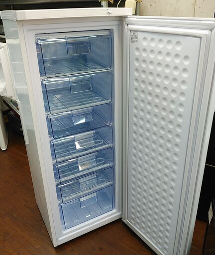 3か月間保証☆配達有り！35000円(税別）冷凍庫 アイリスオーヤマ 175L 2022年製 ホワイト 3か月間保証☆配達有り！35000円(税別）冷凍庫 アイリスオーヤマ 175L